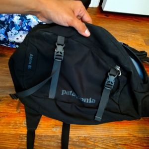 PATAGONIA 8 liter sling bag